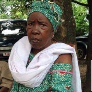 Meet your Posher, Mariama